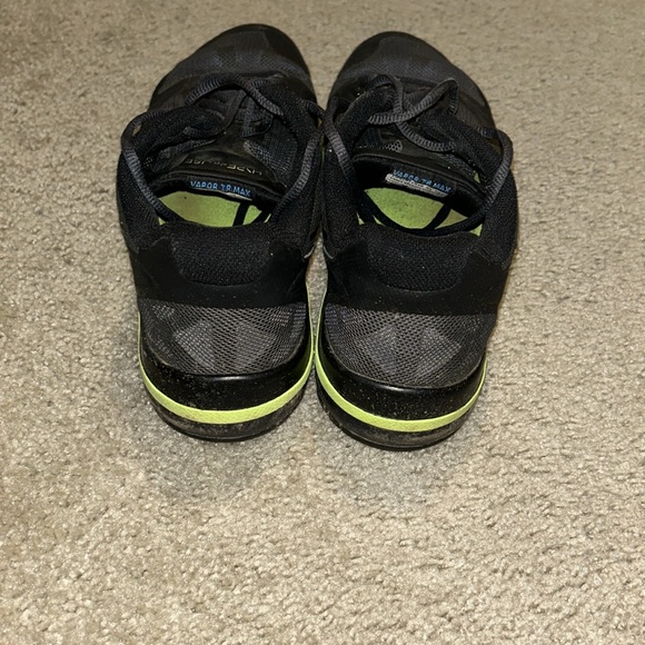 Nike Hyperfuse Shoes - Picture 3 of 4